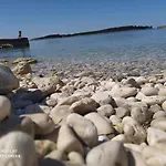 Doro Apartment Vela Luka