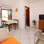 Doro Apartamento Vela Luka