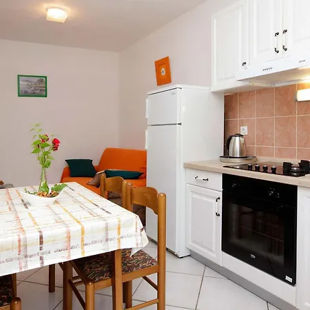 Doro Apartment