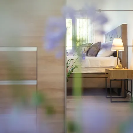 Doro アパート ヴェラ・ルカ