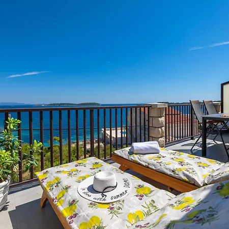 Doro Apartment *